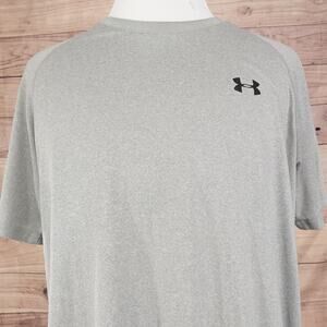 UNDER‎ ARMOUR HEATGEAR LOOSE GREY SHORT SLEEVE EXERCISE WORKOUT TSHIRT SZ XL